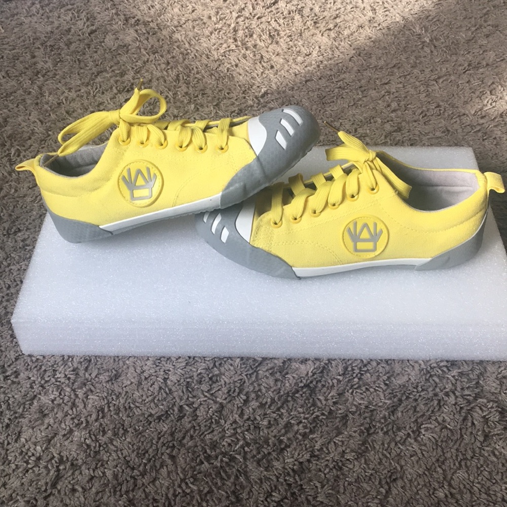 Jbloom Women Sneakers